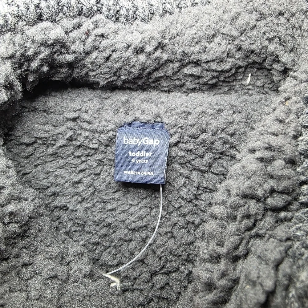 NWT - Baby Gap Gray Sweater Vest - Size: 4